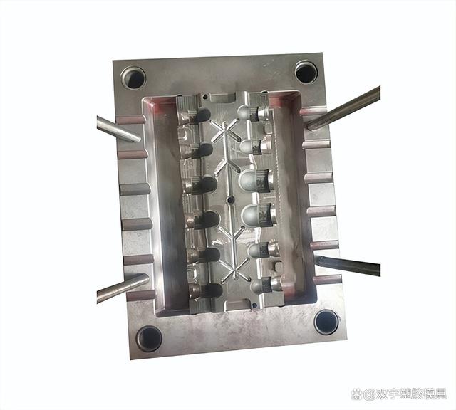 工业管道的灵魂 管件塑胶模具的创新与制造——以深圳双宇模具制造为例